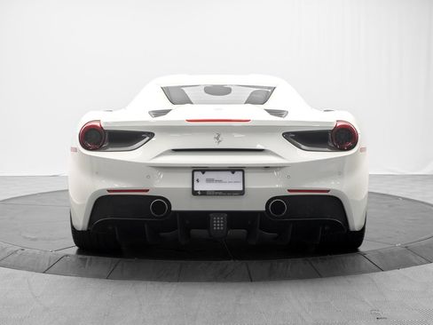 Used 2018 Ferrari 488 Spider RWD image 12