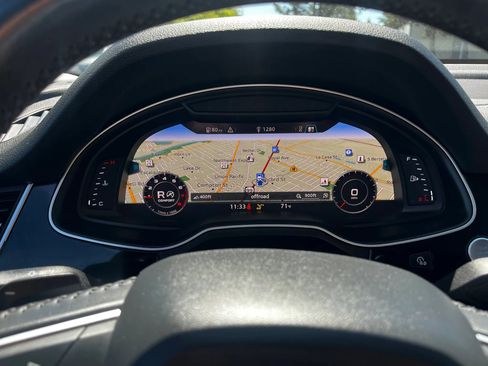 Used 2019 Audi Q7 3.0T Prestige AWD/4WD image 21