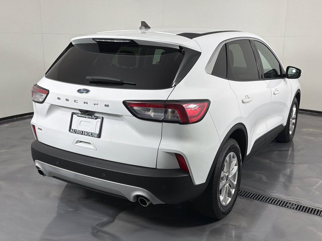 Used 2021 Ford Escape SE w/ Cold Weather Package FWD image 5