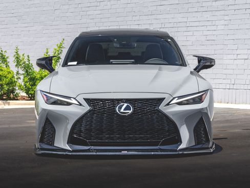 Used 2024 Lexus IS 500 RWD image 17