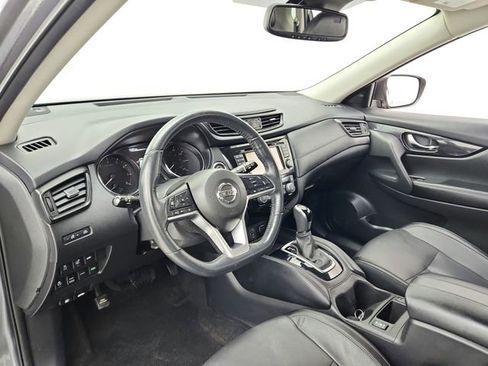 Used 2017 Nissan Rogue SL image 24