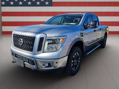 Used 2019 Nissan Titan PRO-4X w/ Pro-4x Convenience Package