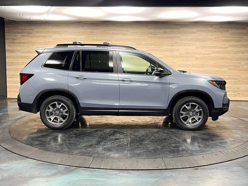 Used 2022 Honda Passport TrailSport image 30