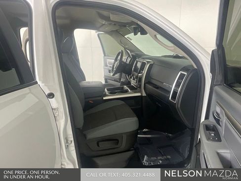 Used 2019 RAM 1500 Big Horn AWD/4WD image 14