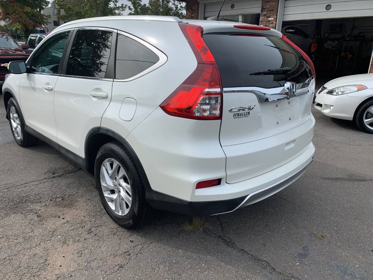 Used 2015 Honda CR-V EX-L image 9