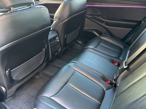 Used 2025 Jeep Wagoneer S Limited image 13