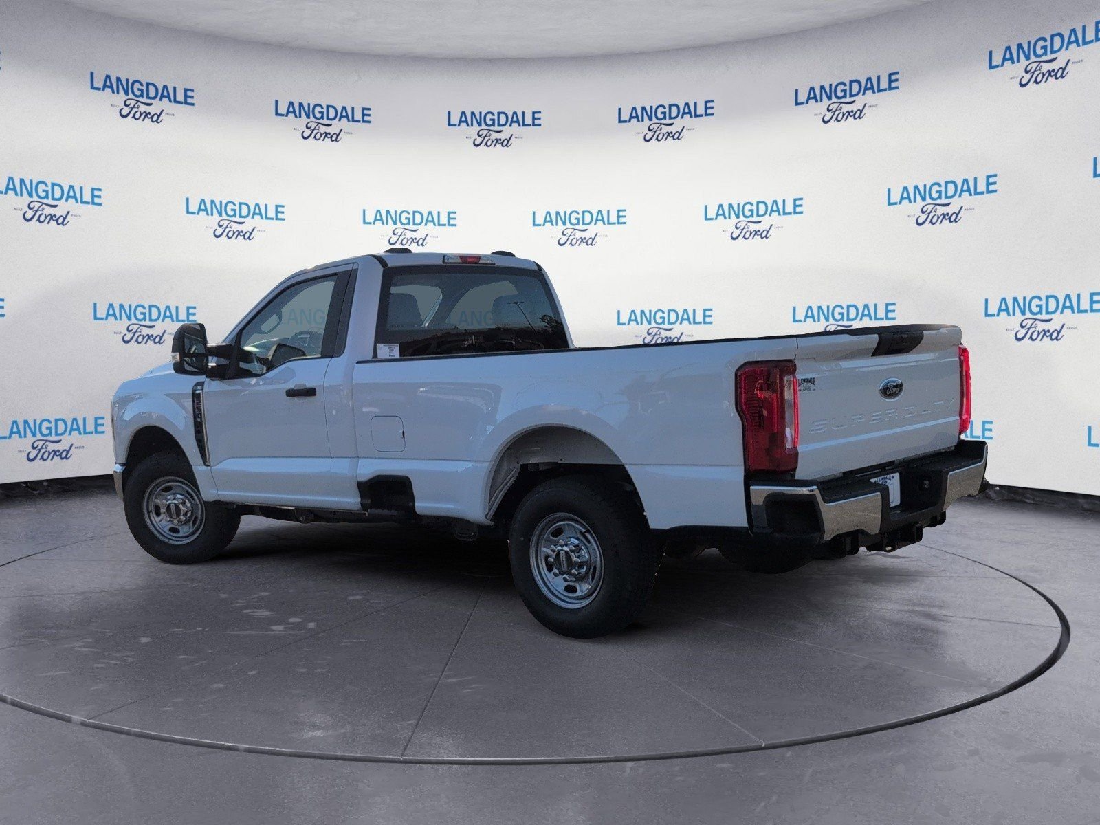 New 2026 Ford F250 XL w/ XL Chrome Package RWD image 9