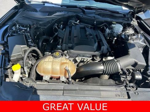 Used 2019 Ford Mustang Coupe image 11