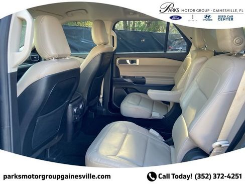 Certified 2020 Ford Explorer XLT w/ Equipment Group 202A image 11