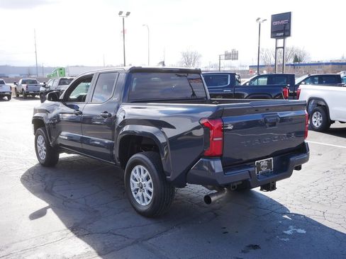 Used 2024 Toyota Tacoma 2WD Double Cab image 5