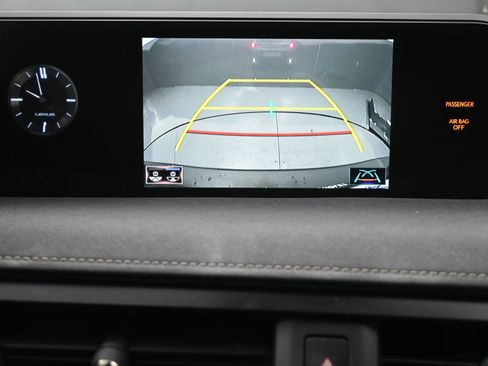 Used 2021 Lexus UX 250h w/ Premium Package image 15