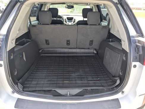 Used 2017 GMC Terrain SLE FWD image 15