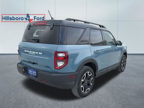 Certified 2023 Ford Bronco Sport Outer Banks w/ Tech Package image 7