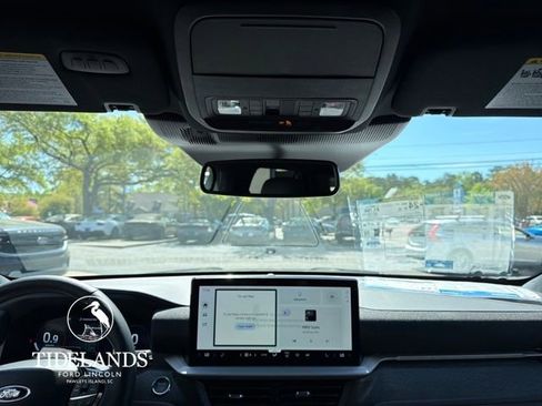 New 2026 Ford Explorer Platinum image 20