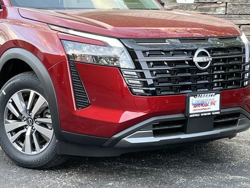 New 2026 Nissan Pathfinder SL AWD/4WD image 5
