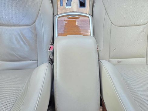 Used 2012 Chrysler 300 C image 34