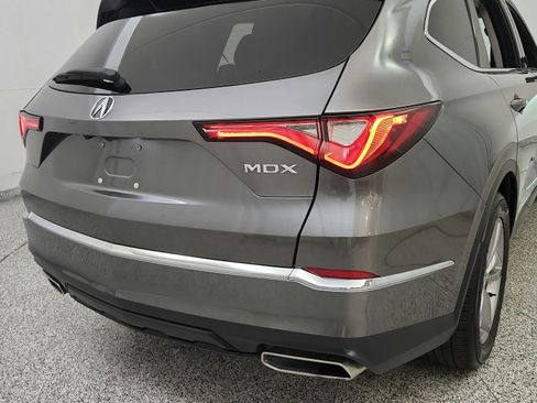 Used 2022 Acura MDX FWD image 32