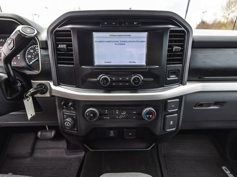 Used 2021 Ford F150 XLT image 31