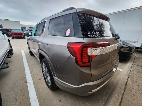 Used 2023 GMC Acadia Denali w/ Denali Ultimate Package image 4