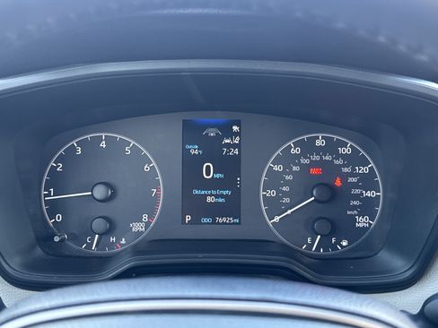 Used 2023 Toyota Corolla Cross LE FWD image 16