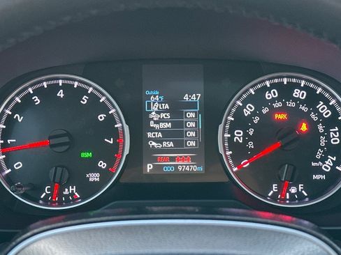 Certified 2021 Toyota RAV4 XLE Premium w/ Carpet Mat Package (TMS) image 23