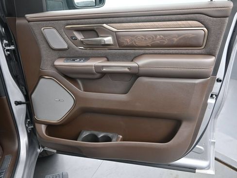Used 2025 RAM 1500 Limited AWD/4WD image 24