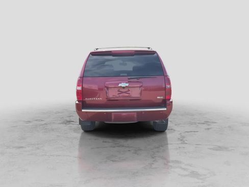 Used 2010 Chevrolet Suburban LTZ AWD/4WD image 7