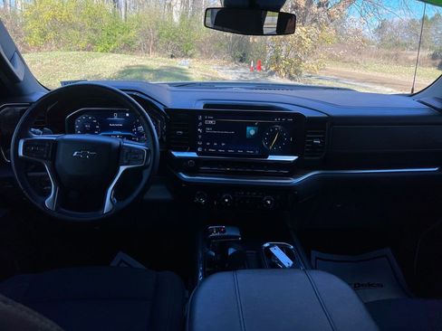 Used 2023 Chevrolet Silverado 1500 RST w/ Rally Edition image 12