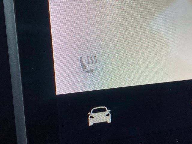 Used 2020 Tesla Model 3 Standard Range Plus RWD image 15