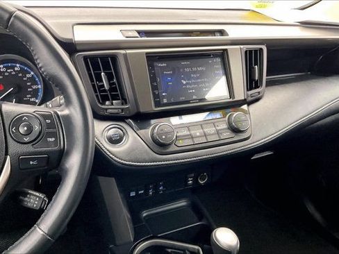 Used 2016 Toyota RAV4 Limited w/ Advanced Technology Package AWD/4WD image 5