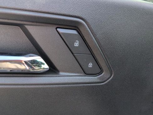 New 2024 GMC Canyon Elevation w/ Convenience Package image 17