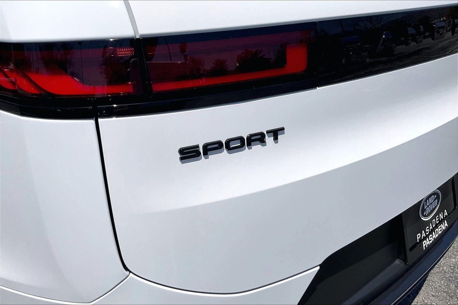 New 2026 Land Rover Range Rover Sport SE AWD/4WD image 9