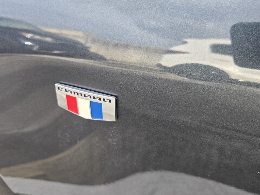 Used 2022 Chevrolet Camaro LS RWD image 10