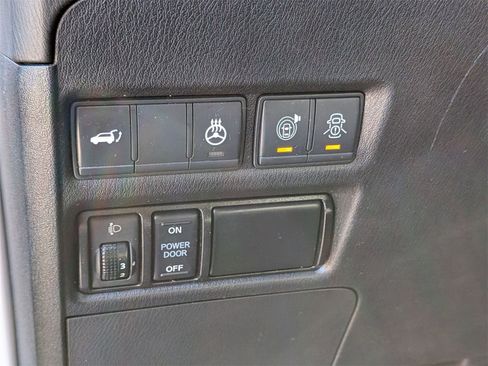 Used 2021 INFINITI QX80 Luxe w/ All-Season Package image 17