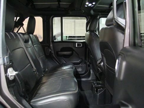Used 2020 Jeep Wrangler Unlimited Sport S AWD/4WD image 21