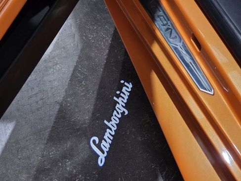 Used 2015 Lamborghini Huracan LP 610-4 image 20