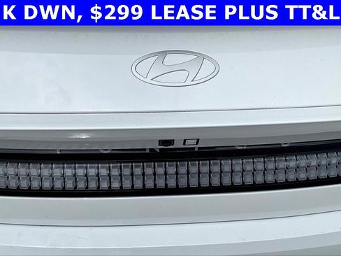 New 2025 Hyundai Ioniq 6 SE image 12