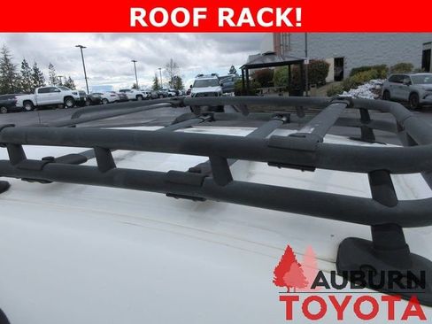 Used 2007 Toyota FJ Cruiser 4WD image 10