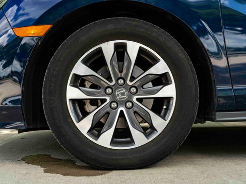 Used 2023 Honda Odyssey EX-L image 14