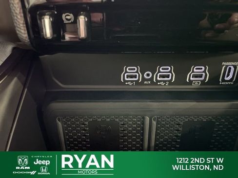 New 2026 RAM 2500 Limited AWD/4WD image 38