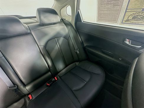 Used 2020 Kia Optima Premium image 14