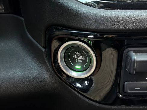 Used 2024 Chevrolet Silverado 2500 ZR2 image 5