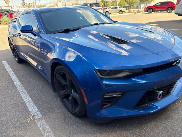Used 2018 Chevrolet Camaro SS RWD image 2