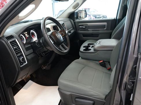 Used 2016 RAM 1500 Classic SLT image 23