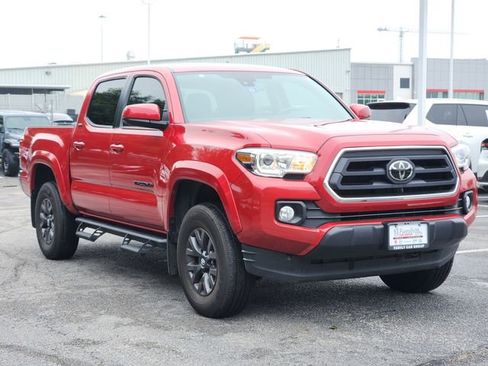 Used 2021 Toyota Tacoma SR5 image 2