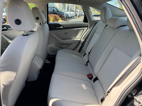 Used 2019 Volkswagen Jetta S w/ Driver Assistance Package FWD image 32