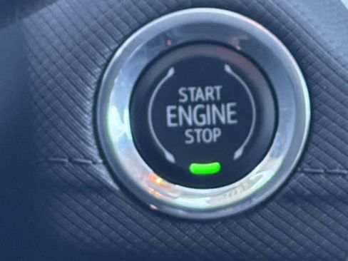 Used 2025 Chevrolet TrailBlazer LT FWD image 22