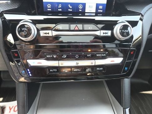 Used 2022 Ford Explorer ST w/ Equipment Group 401A AWD/4WD image 28