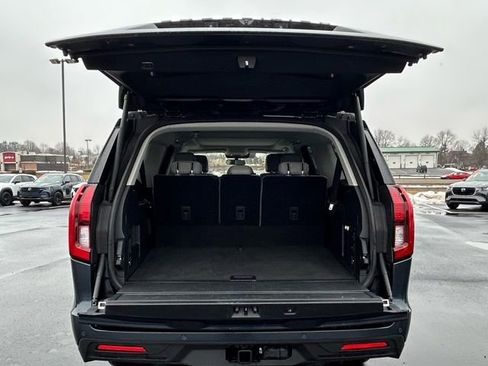 Used 2025 Ford Expedition Max Active image 7