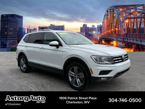 Used 2020 Volkswagen Tiguan SEL AWD/4WD image 1